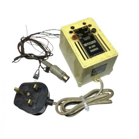 Skyleader TX RX Charger Used 